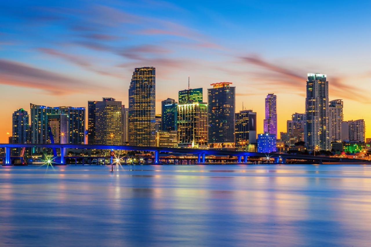 Enchanting Cozy Apartment 10 Min Away From Airport, Calle 8, Brickell, Coral Gables, The Beach And More! Miami Eksteriør bilde