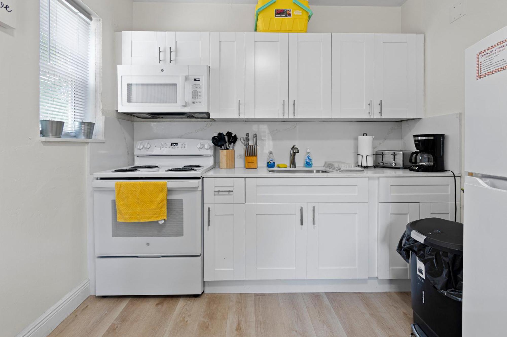 Enchanting Cozy Apartment 10 Min Away From Airport, Calle 8, Brickell, Coral Gables, The Beach And More! Miami Eksteriør bilde